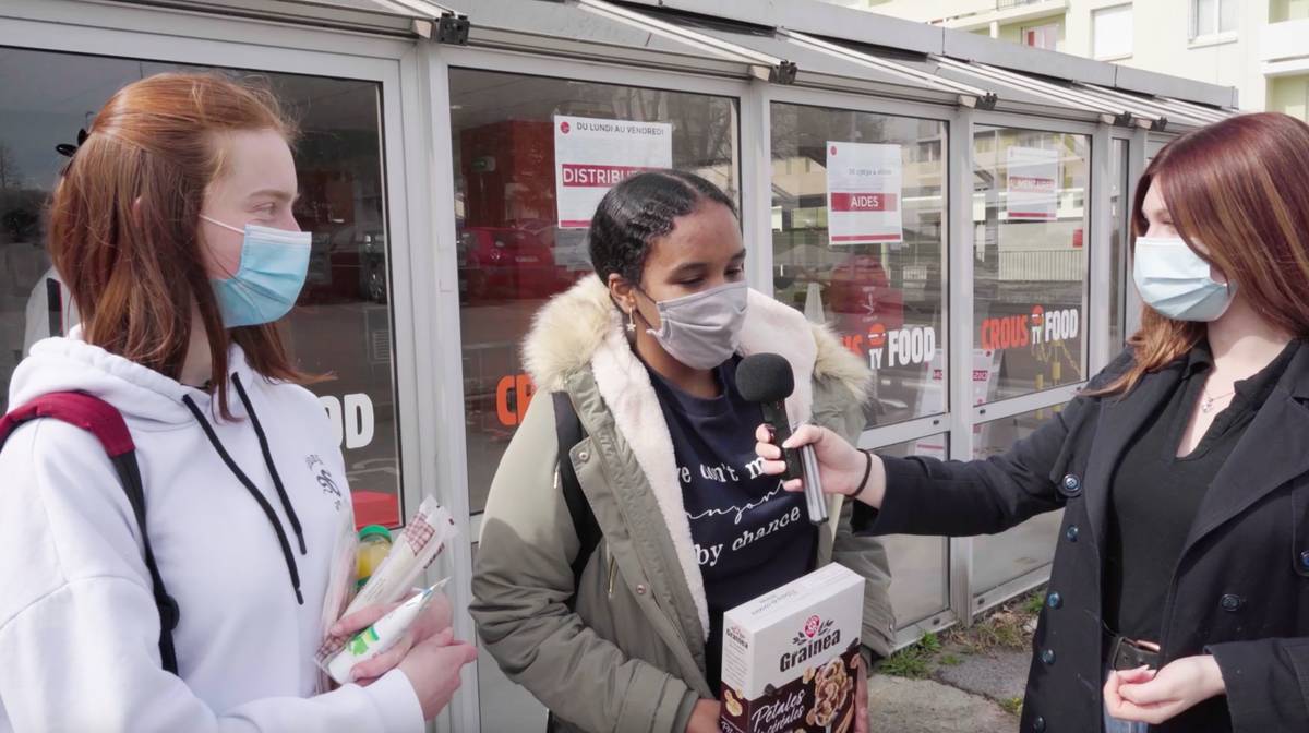 Clin D'oeil n°3 : AIDE ALIMENTAIRE APPORTÉE AUX ÉTUDIANTS EN CITÉ U - Une vidéo réalisé par BELTProduction